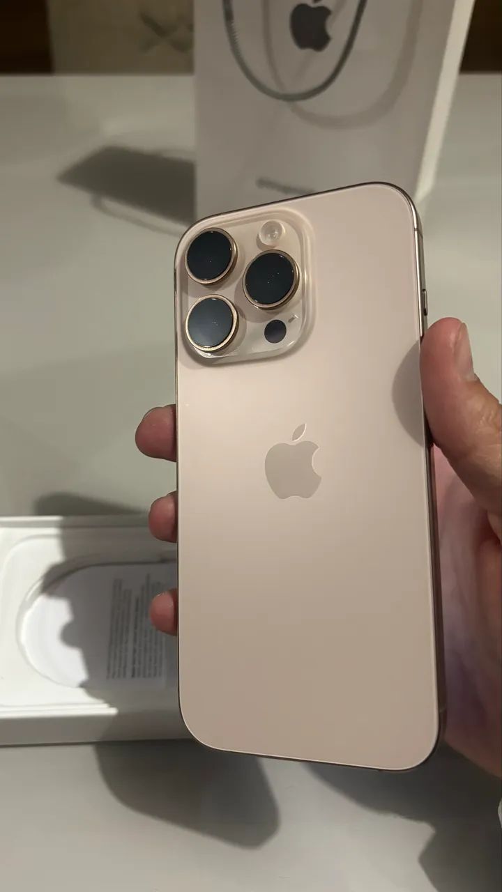 iPhone 16 pro - Foto 3