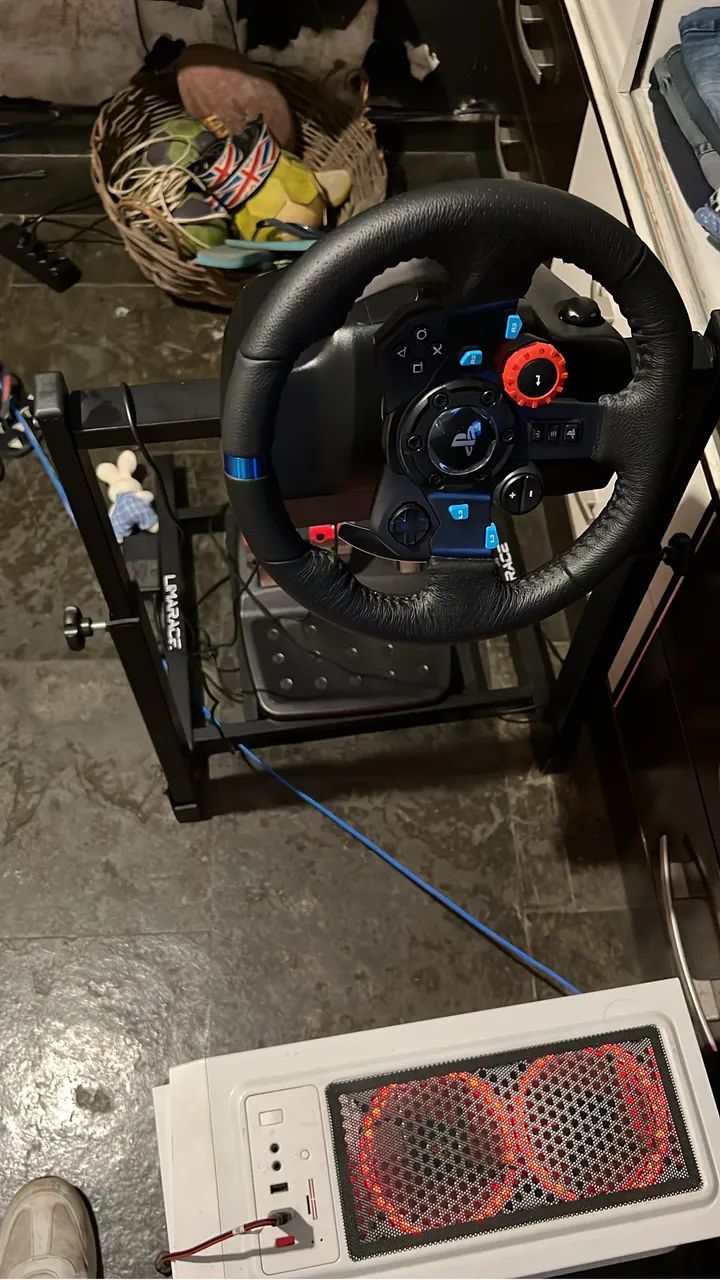 Volante Logitech G29 com apoio - Foto 2