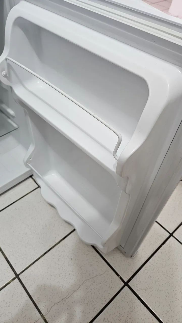 FRIGOBAR 67L MIDEA - Foto 4