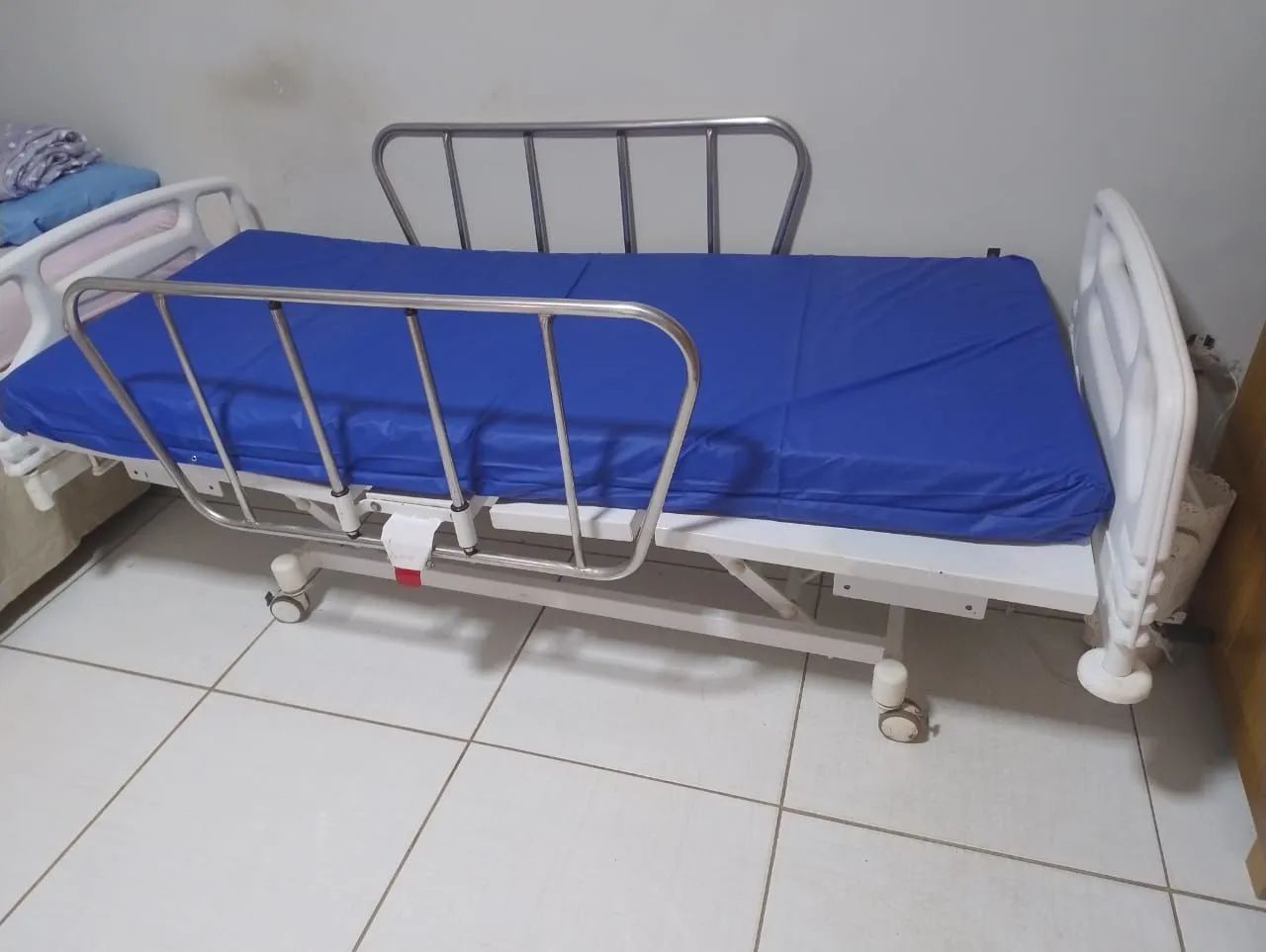 Cama hospitalar  - Foto 2