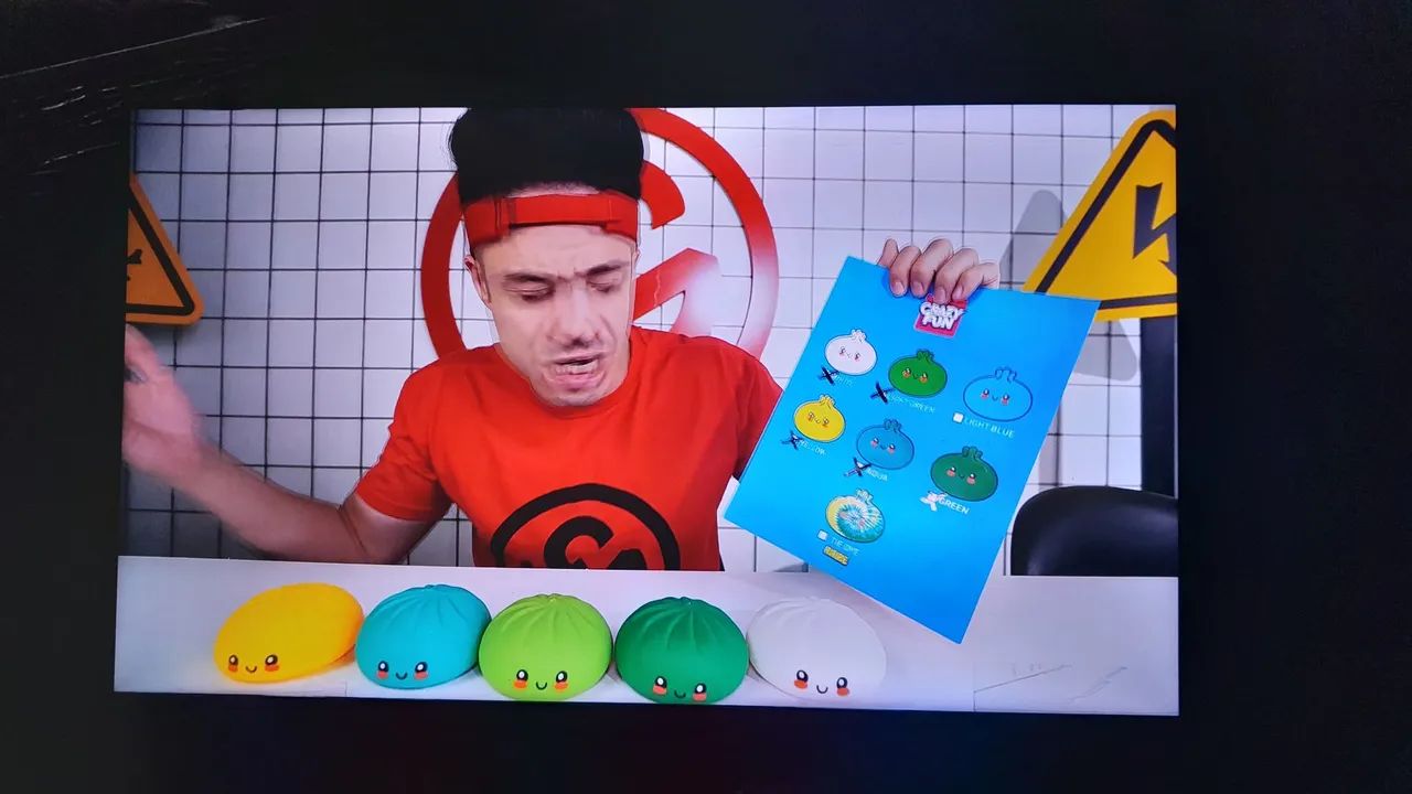 Oportunidade no precinho 43 HD imagem surreal Android comando Voz 1189$  - Foto 2