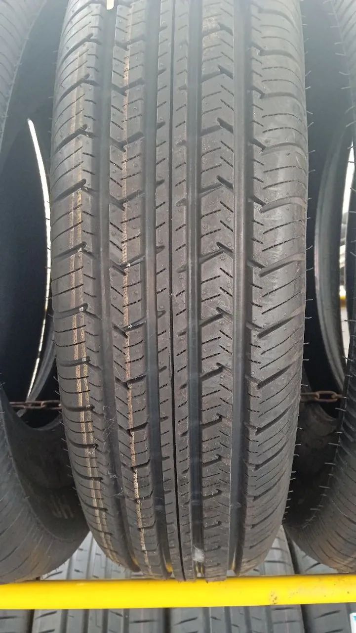 Oferta de pneu linha pesada  - Foto 2