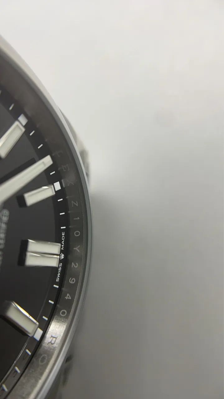 Rolex Oyster Perpetual 41mm Black Dial - Foto 3