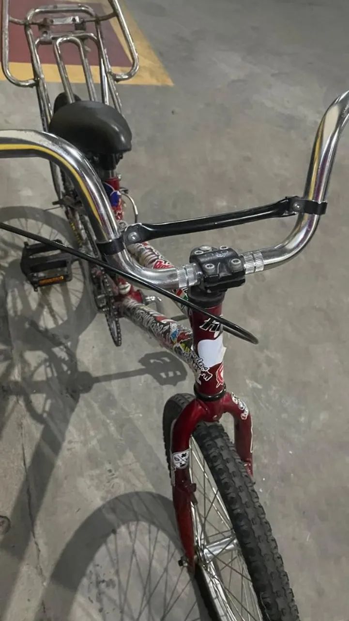 Bicicleta (montadinha própria para grau) Aro 20  - Foto 2