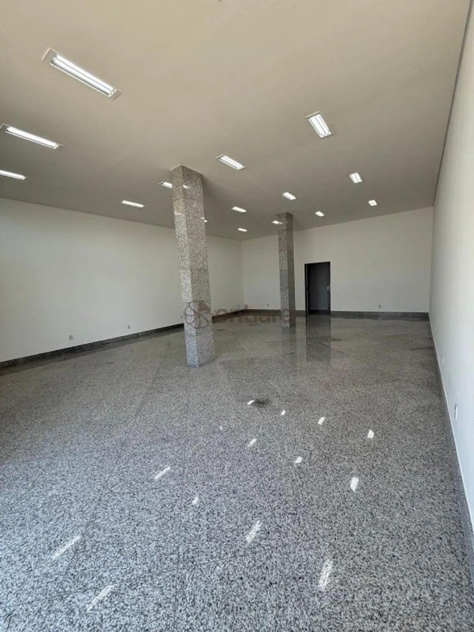 Loja / Salão / Ponto Comercial para alugar em Contagem - Foto 5