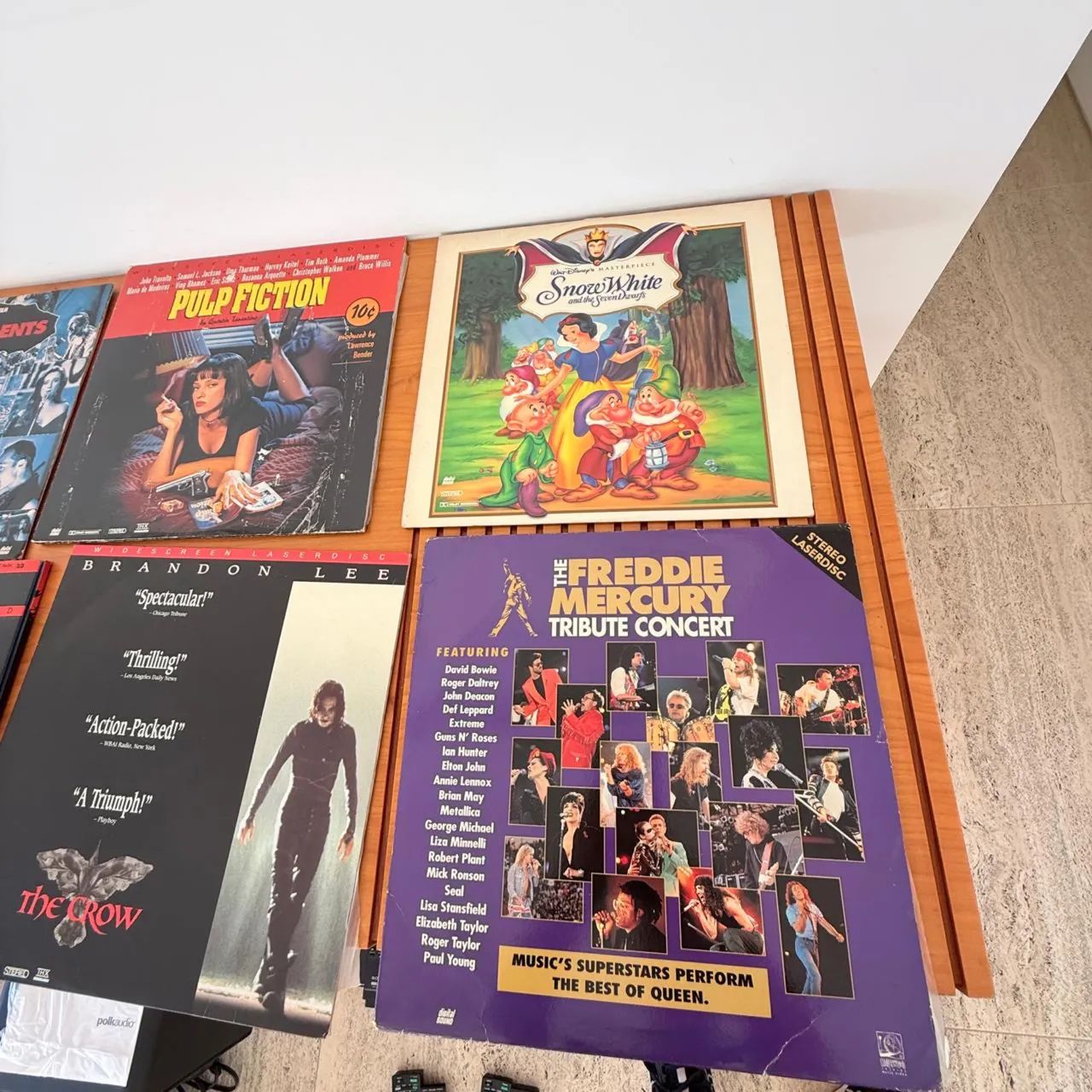 Lote com 8 LaserDiscs Originais - Pulp Fiction, Jurassic Park