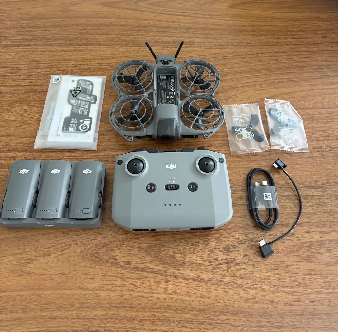 Combo DJI neo 2