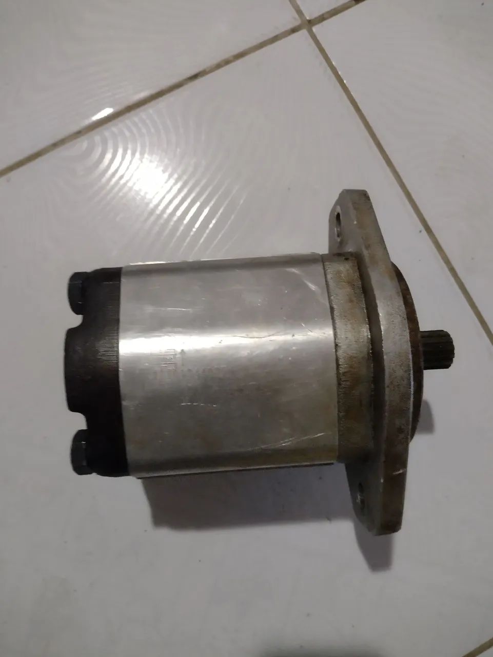 Bomba hidráulica em bom estado  - Foto 4