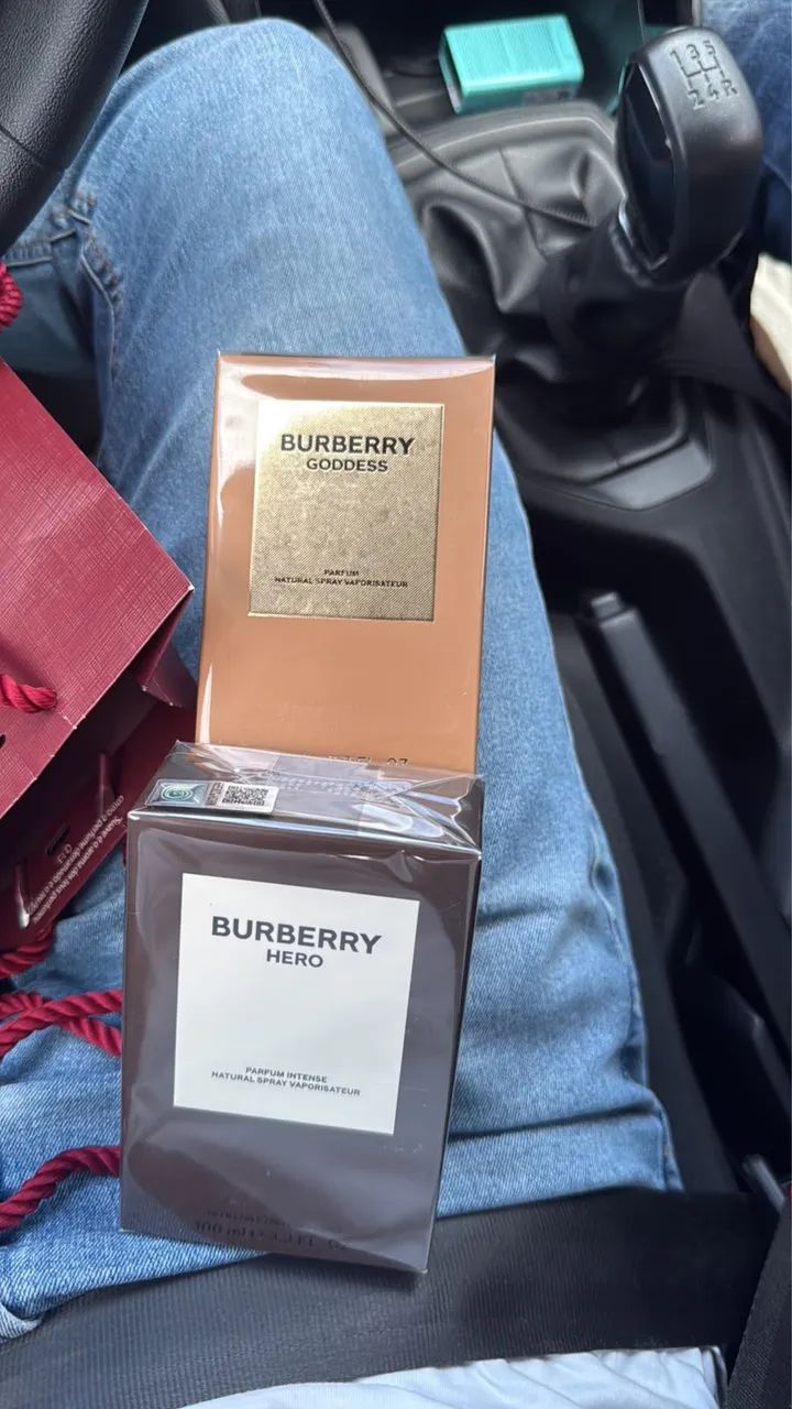 Perfume Burberry Goddess Parfum  - Foto 2