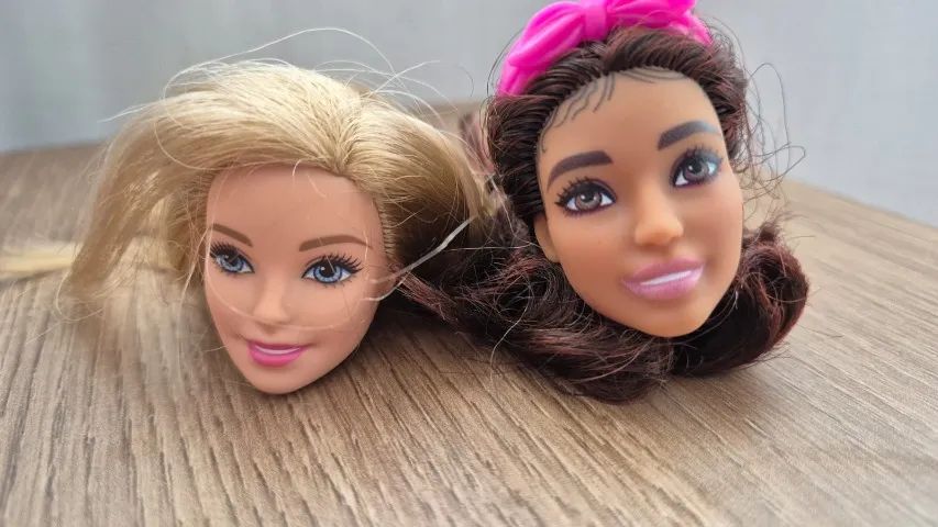 Cabeças Barbie ( ler o anuncio ) - Foto 2