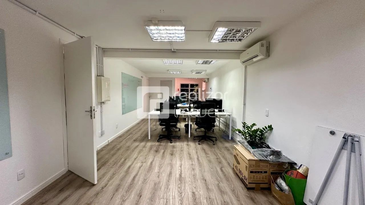 Loja comercial 60m2 no bairro Saco Grande Florianópolis
