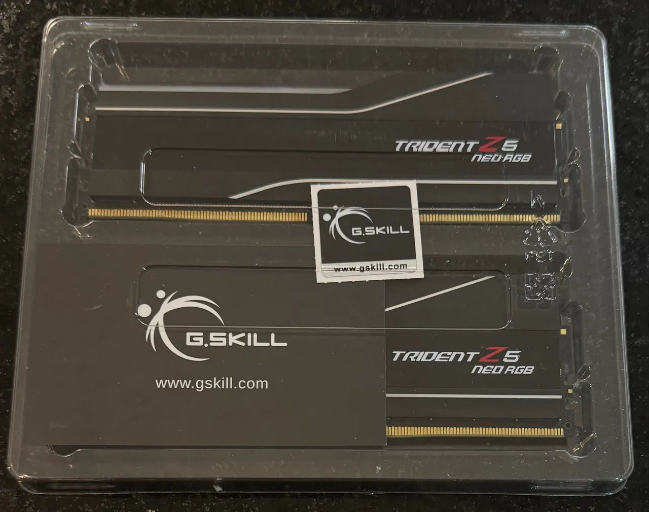 G.Skill 128gb 6000 mhz CL36 Trident Z5 Neo RGB DDR5 (2x64gb) memória AMD    - Foto 2