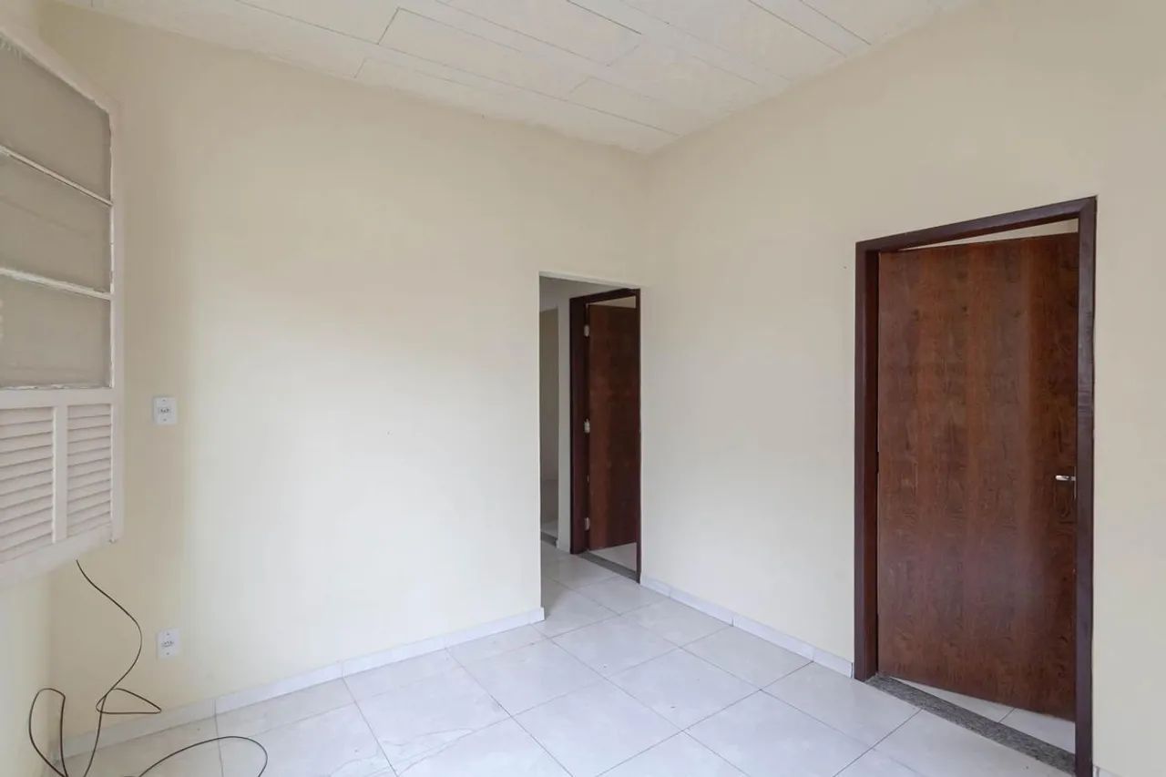 Casa à Venda - Bonfim, 3 Quartos, 300 m2 - Foto 4