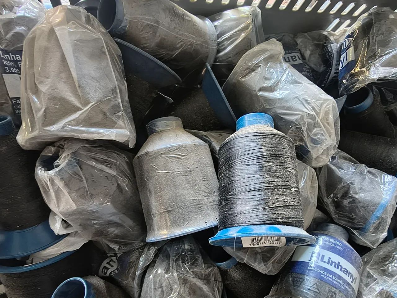 Linha para bordado 90 e 120  - Foto 5