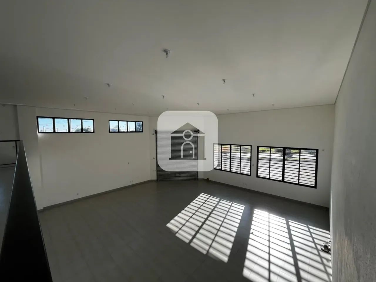 Galpão comercial para locação no bairro Laranjeiras - Foto 2