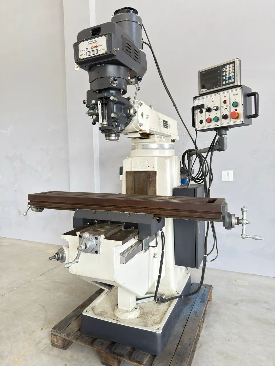 Fresadora Sunlike ISO 40 - Totalmente reformada  - Foto 6