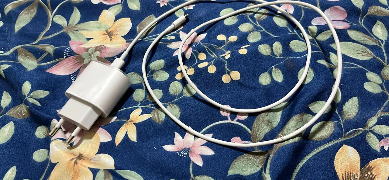 Carregador Rápido 20W Completo com Cabo iPhone e Cabo Tipo C - Foto 2