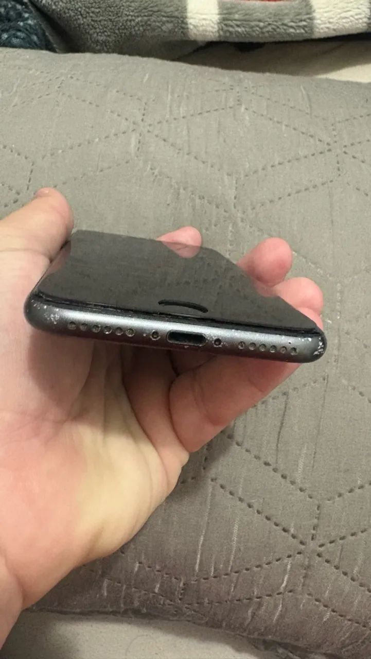 IPHONE 8 + CARREGADOR + CAIXINHA - Foto 5