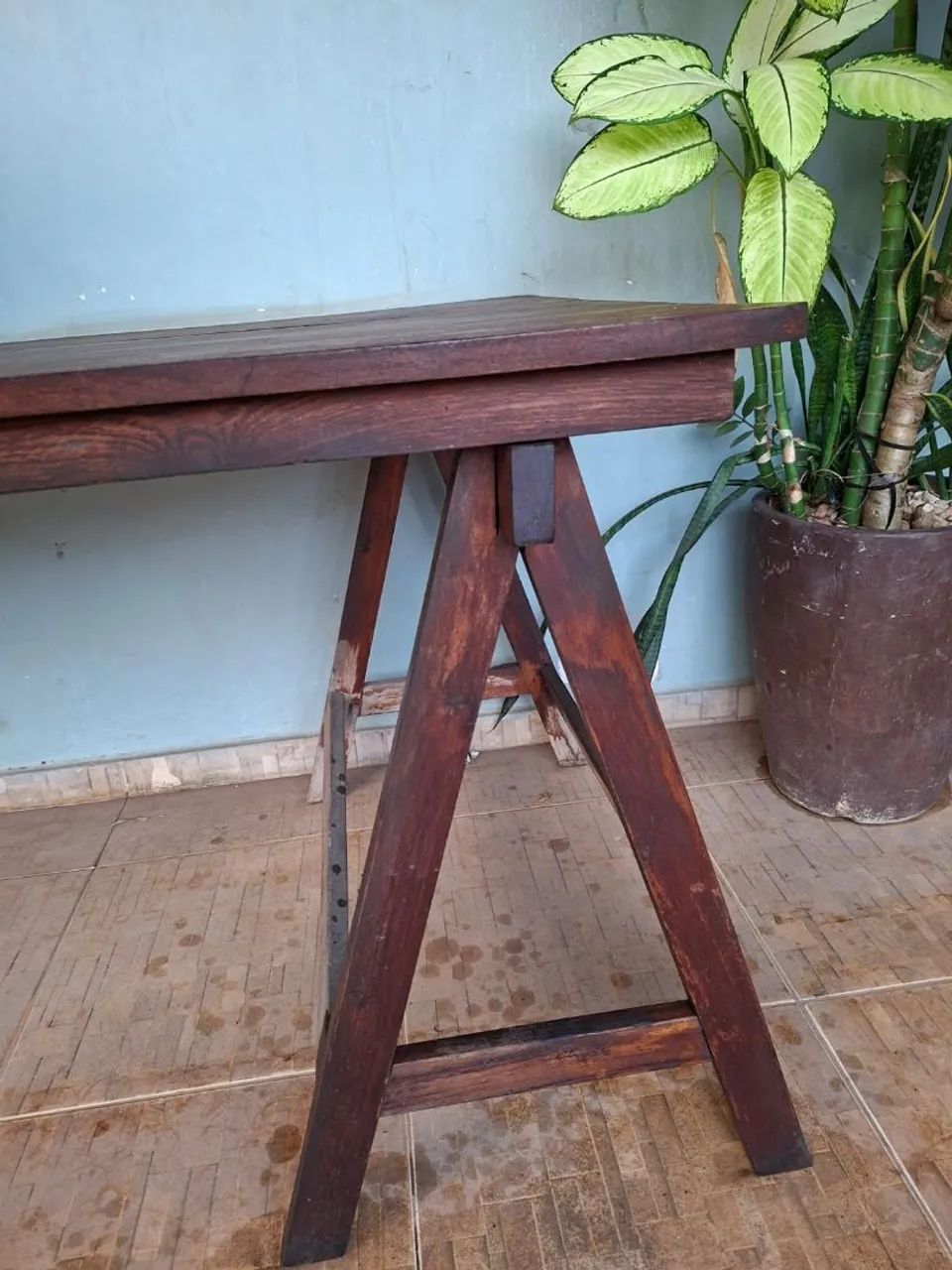 Vendo mesa em madeira  - Foto 4