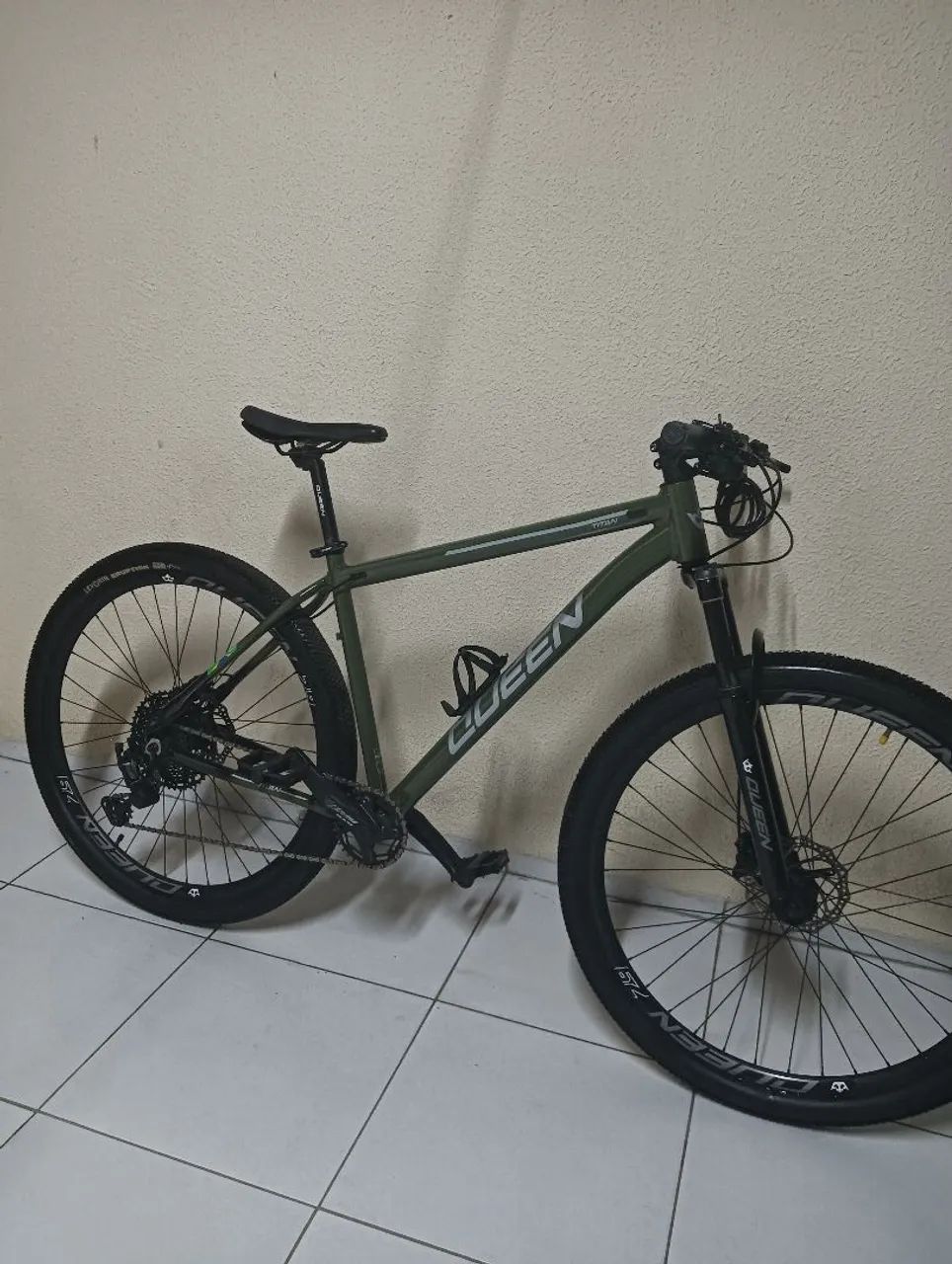 Bicicleta aro 29 semi nova  - Foto 5