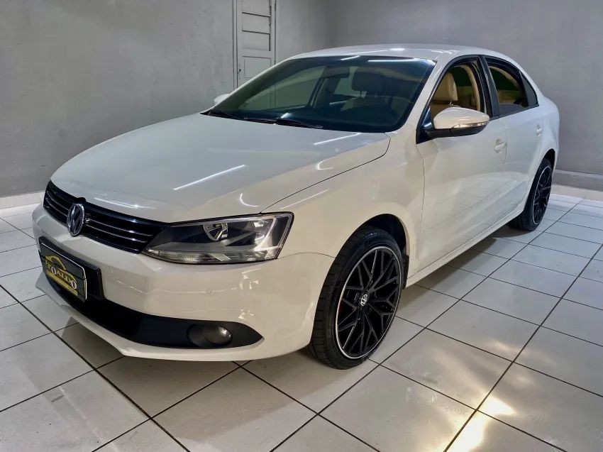 Volkswagen Jetta JETTA Comfortline 2.0 T.Flex 8V 4p Tipt. 2013
