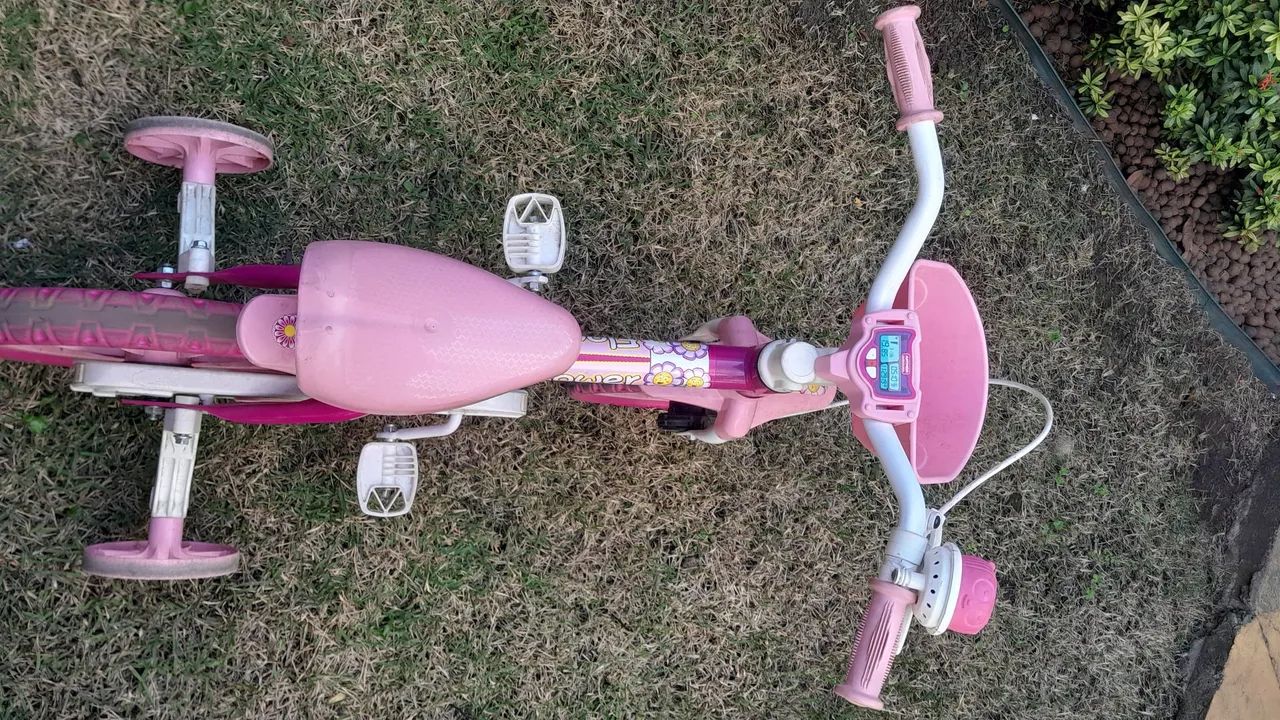 Bicicleta infantil aro 12 - Foto 4