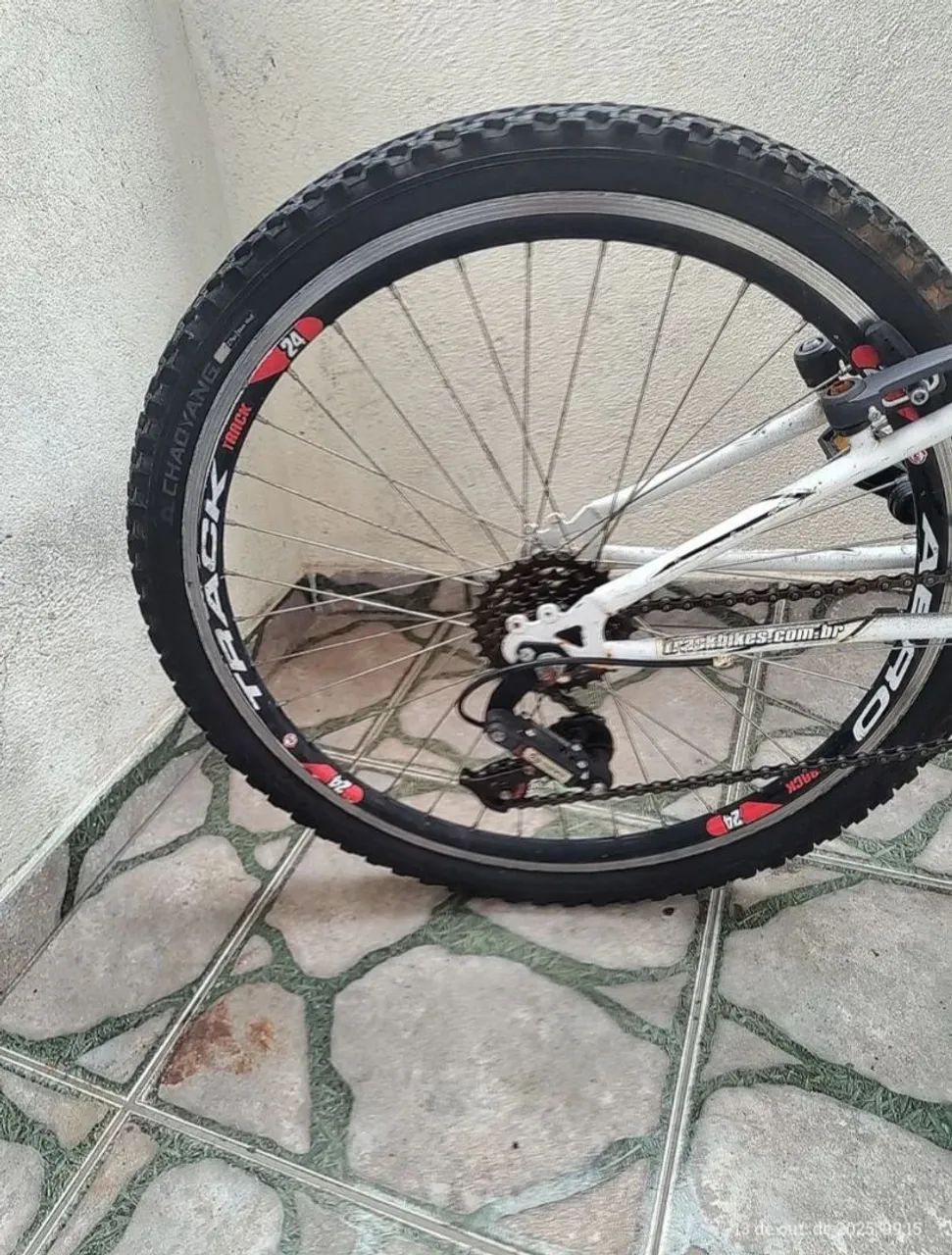 Bicicleta aro 24 - Foto 3