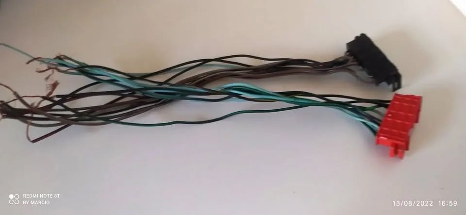 chicote conector painel pampa belina del rey 1.6 e 1.8 com contagiros - Foto 4