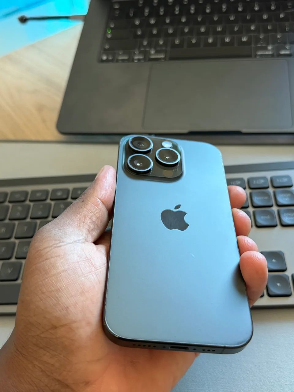 iPhone 15 pro 256gb Cor Black - Foto 2