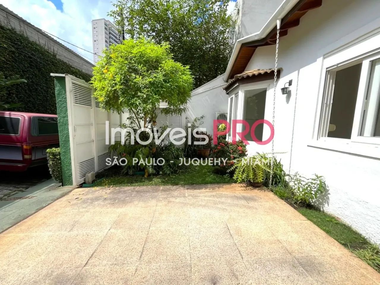 Linda casa térrea de vila no Brooklin !