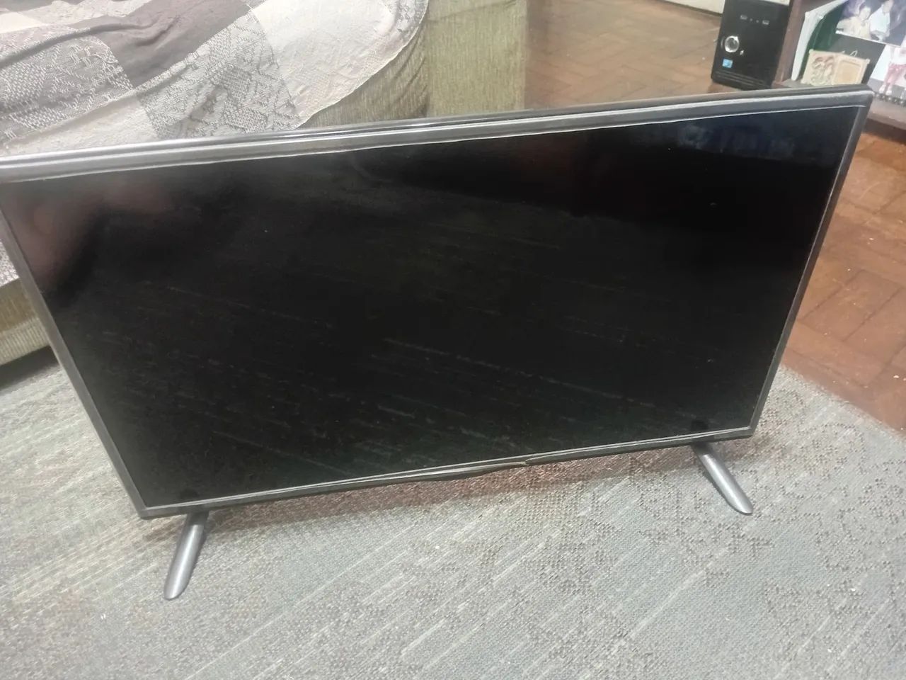 TV 32 pol LG