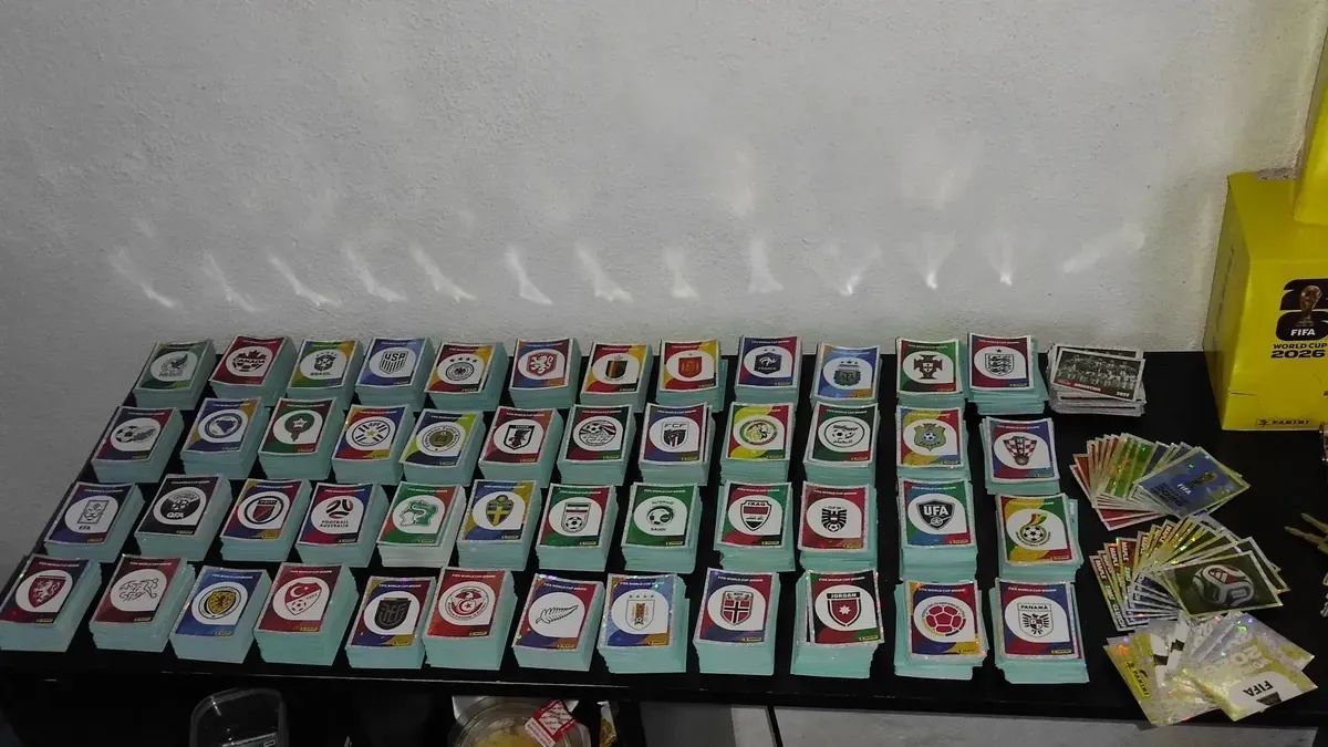Kit completo das figurinhas da copa 2026 para colar 