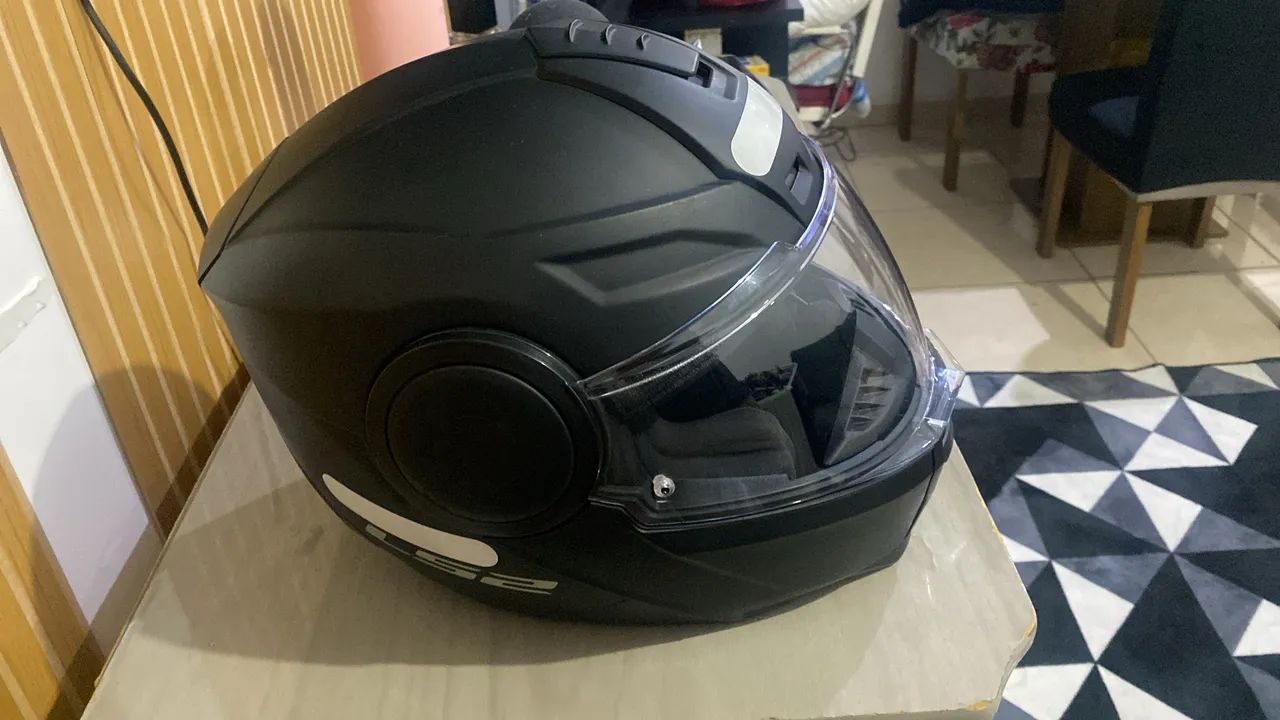 Vendo capacete ls2 novo na caixa com fone comunicador  - Foto 5