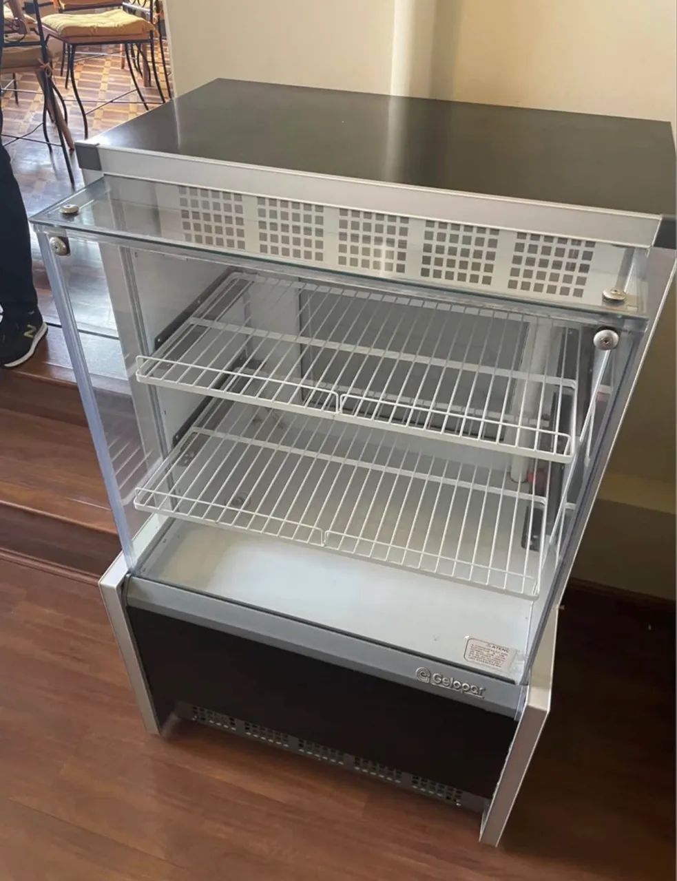 Vitrine refrigerada Gelopar - Foto 2