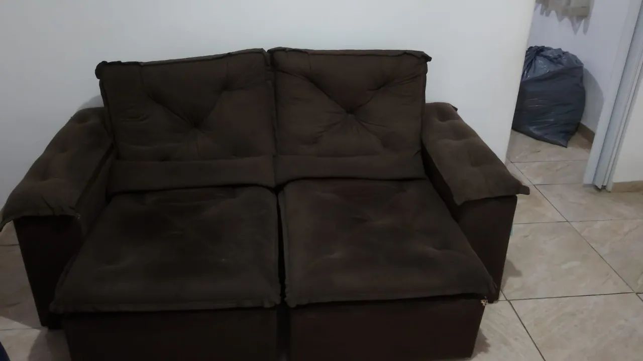 Vendo o sofá