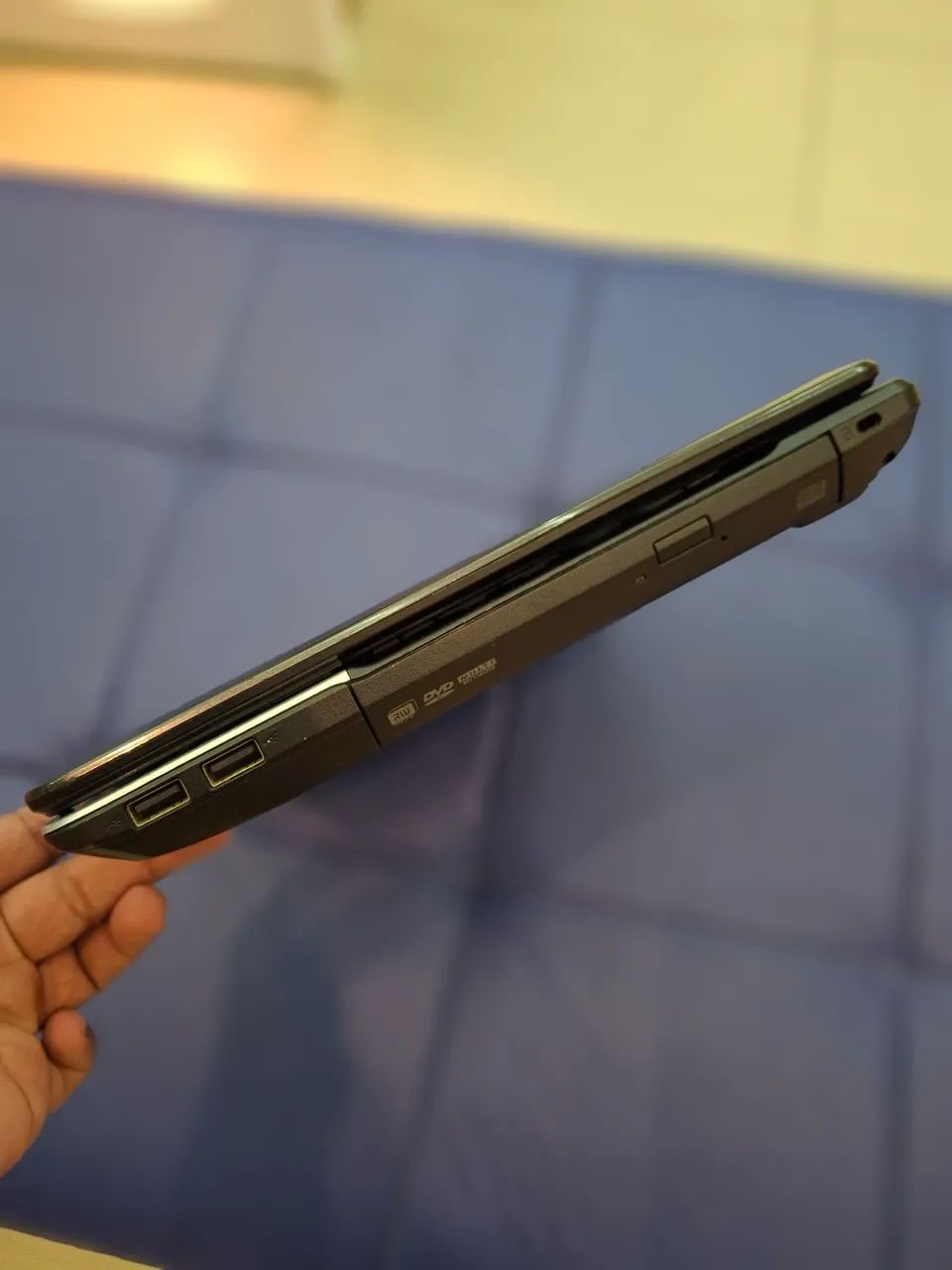 Notebook acer aspire E1 i3 2348M  - Foto 5
