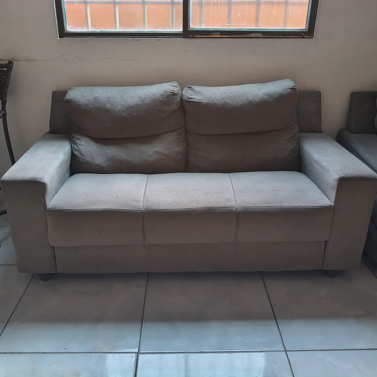 Vendo sofá 3 lugares 