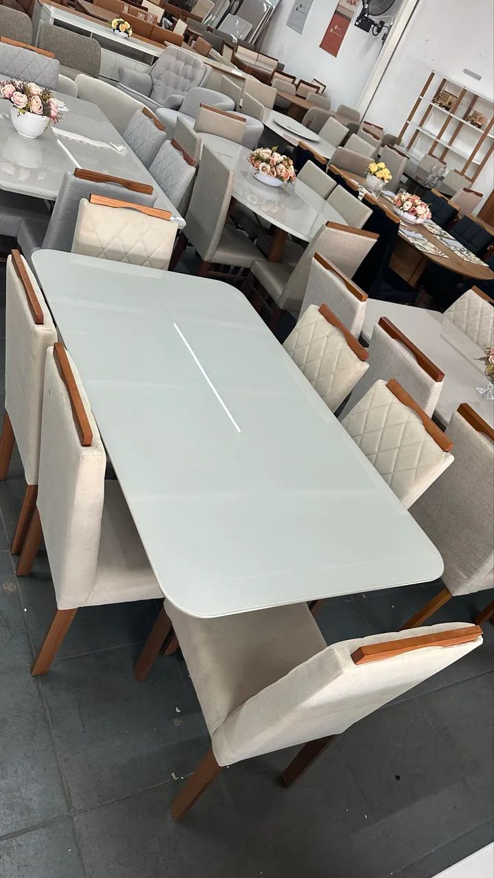 Mesa nova de madeira pronta entrega nova 
