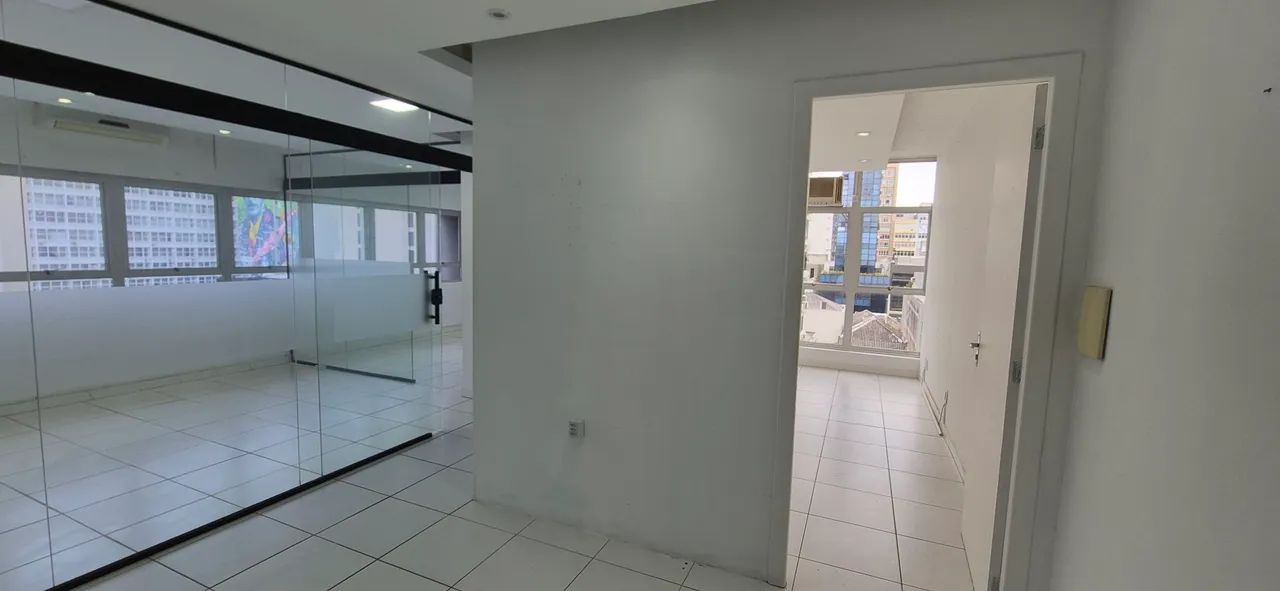 Ótima sala comercial no Ceisa Center  - Foto 3