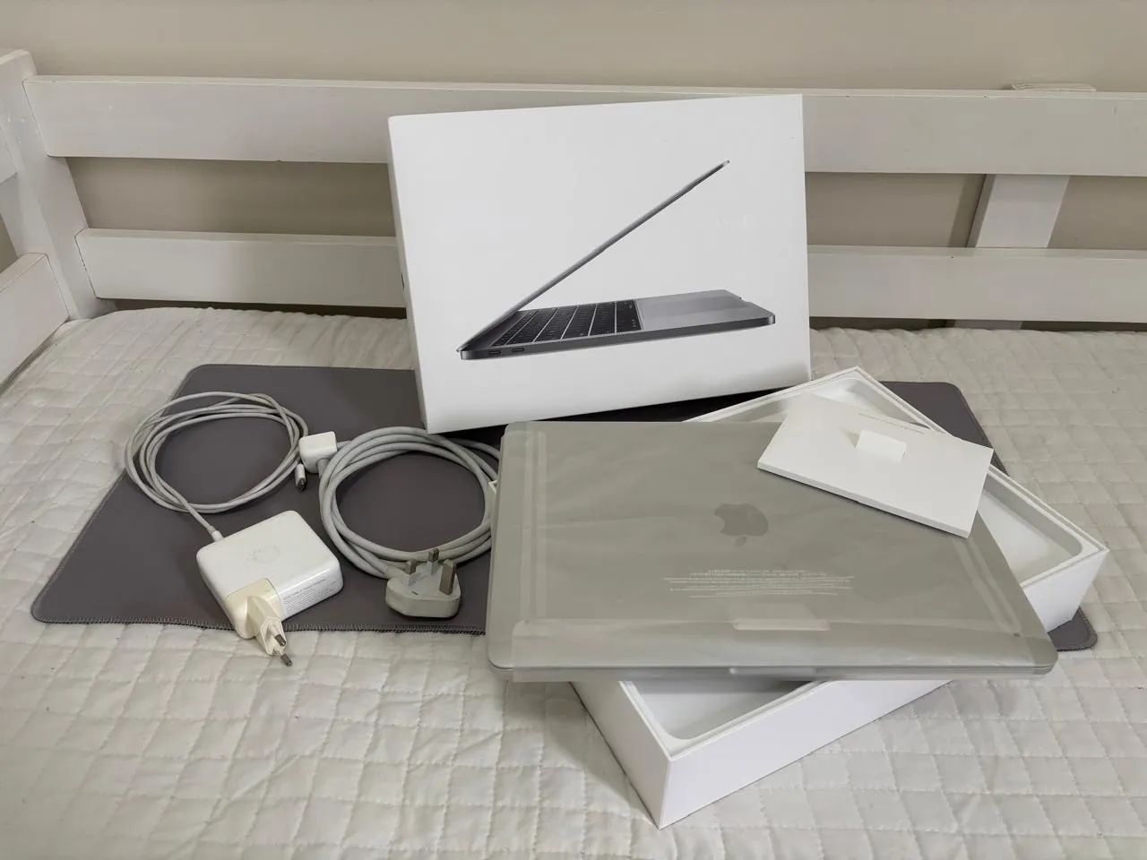 MacBook 13" completo, conservado e pronto para uso! - Foto 3