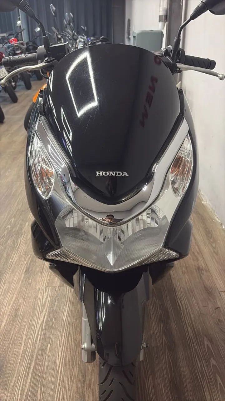 Honda PCX  150 2015 , troco e financio  - Foto 2