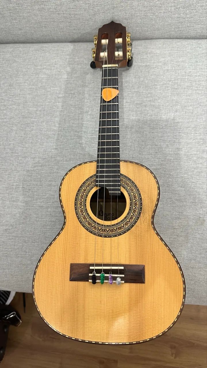 Cavaquinho de Jacarandá Luthier Bruno Balbino com case - Foto 2