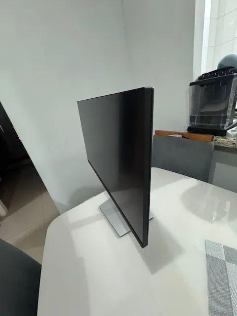 Monitor Dell 27" 4K IPS P2723QE - Foto 2