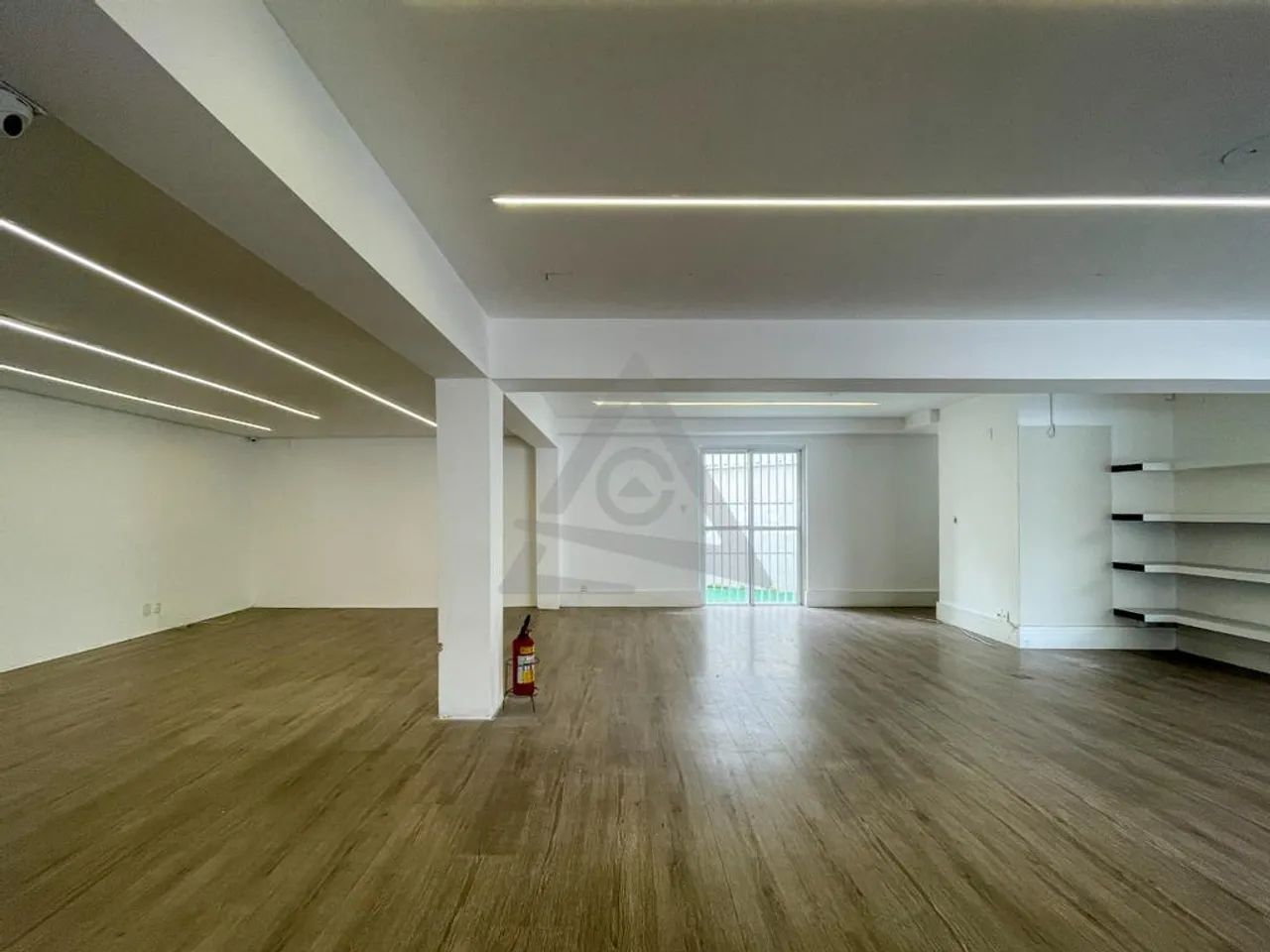 Casa à venda e para alugar em Campinas, Cambuí, com 5 quartos, com 422 m²