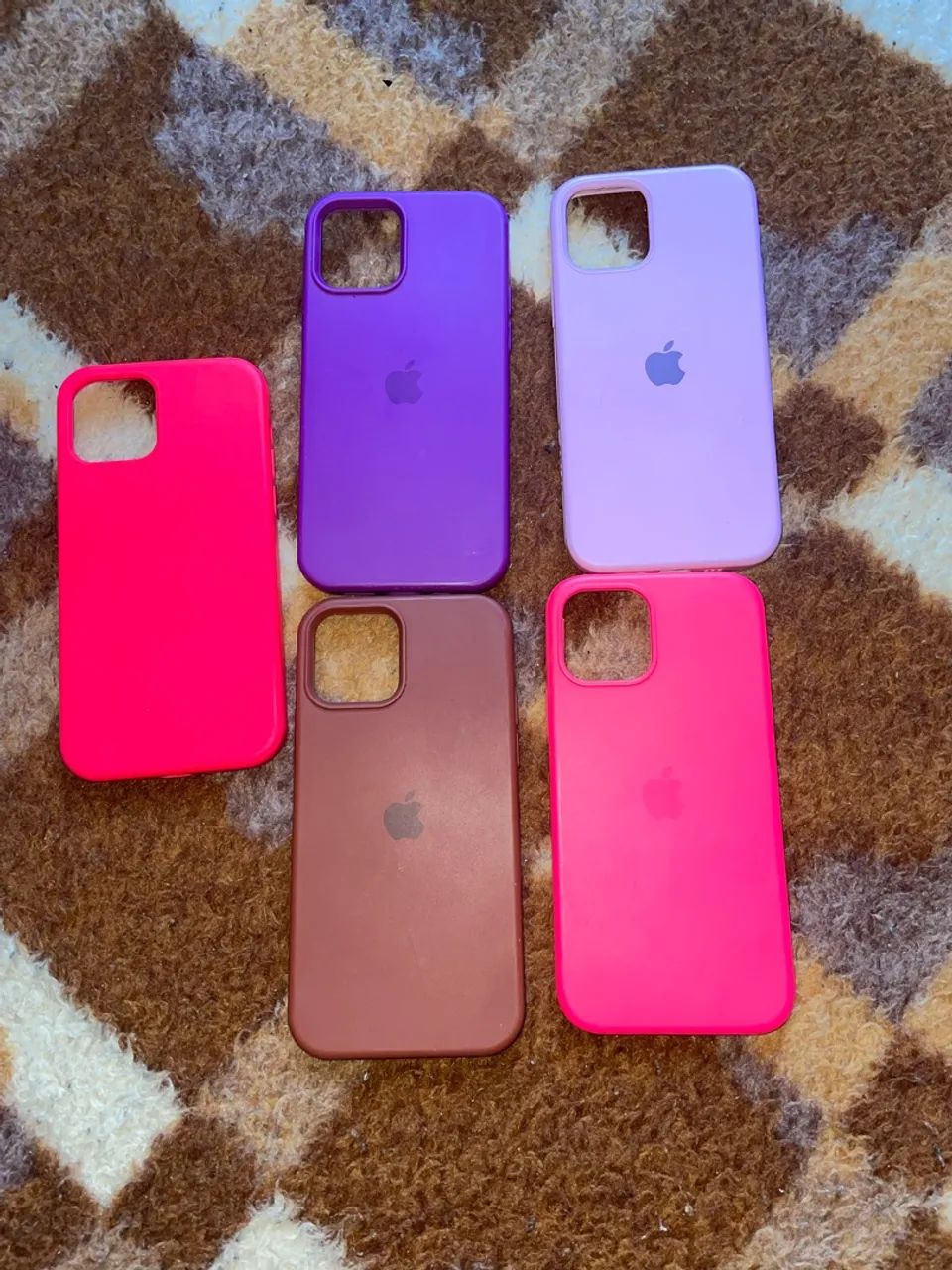 Lote com 9 Capinhas de Iphone 12 - Foto 3