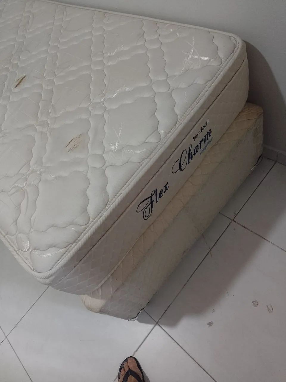 Cama com colchão  - Foto 2
