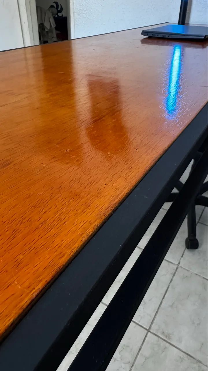 Mesa de quarto/escritório - Foto 4