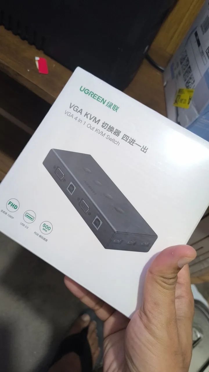 Switch Box Compartilhamento Kvm com 4 Portas VGA 3x Usb A 4x Usb