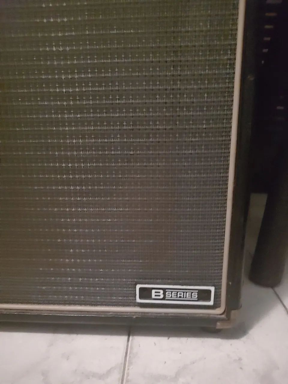 Caixa Ampeg série B 410 he  - Foto 3