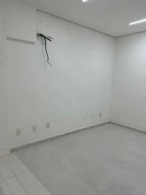 Sala Comercial ED Avenida 140 ² com 3 vagas de garagem - Foto 4